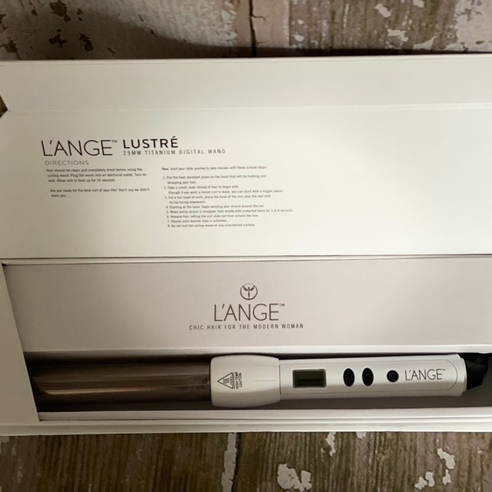 L'Ange Lustre 25MM Titanium Digital Wand